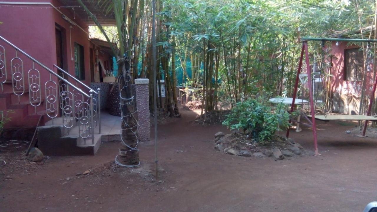 Samartha Cottage, Varsoli Алибаг Екстериор снимка